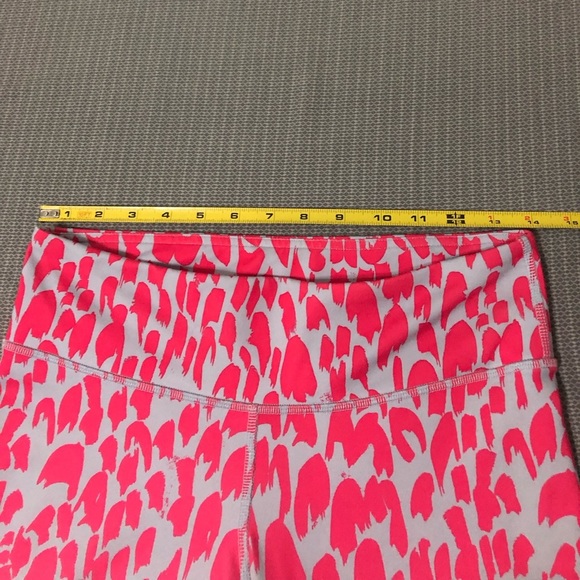 ALO yoga Pink Airbrush Ombré Leggings Performance Mid Rise Full Length 28” Small - Picture 3 of 7